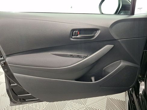 Certified 2025 Toyota Corolla LE w/ LE Premium Package FWD image 2