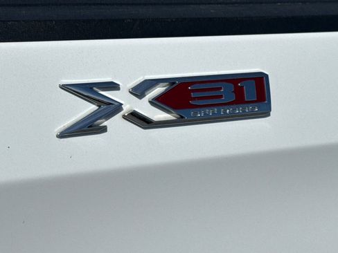Used 2023 GMC Sierra 1500 Pro w/ Pro Value Package AWD/4WD image 47