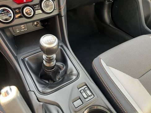 Used 2022 Subaru Crosstrek 2.0i Premium image 36