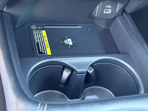 Certified 2025 Honda HR-V EX-L image 31