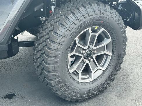 New 2026 Jeep Gladiator Mojave AWD/4WD image 10