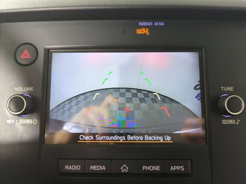 Used 2020 Subaru Outback AWD/4WD image 15
