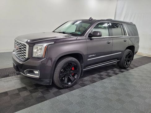 Used 2018 GMC Yukon Denali AWD/4WD image 2