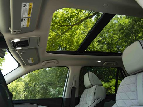 Used 2026 Honda Pilot Elite image 35