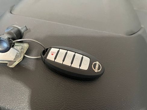 Used 2025 Nissan Altima 2.5 SV image 21