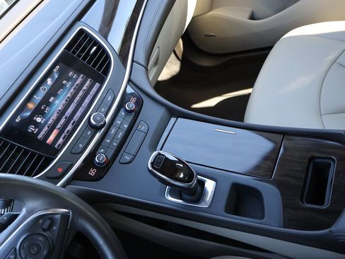 Used 2017 Buick LaCrosse Essence w/ Sun and Shade Package FWD image 18