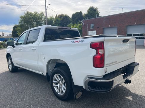 Used 2022 Chevrolet Silverado 1500 LT image 3
