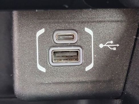 Certified 2022 Jeep Compass Limited image 8