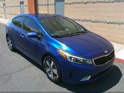 Used 2019 Kia Forte LXS image 1