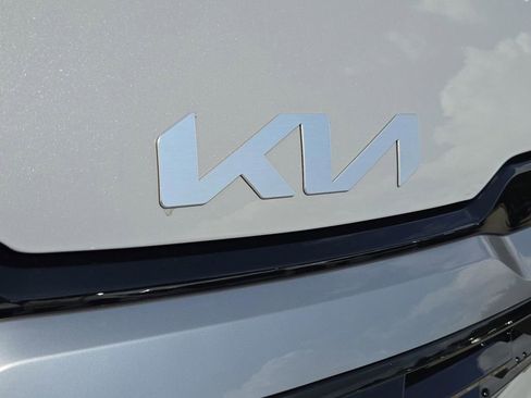 New 2026 Kia Sportage EX image 4