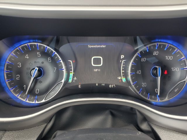 New 2027 Chrysler Pacifica Select AWD/4WD image 9