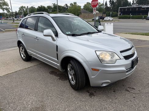 Used 2013 Chevrolet Captiva Sport LT FWD image 26