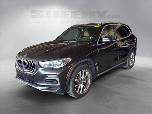 Used 2019 BMW X5 xDrive40i w/ Executive Package AWD/4WD image 2