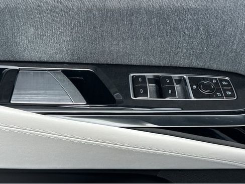 New 2026 Cadillac Escalade Platinum Sport AWD/4WD image 34