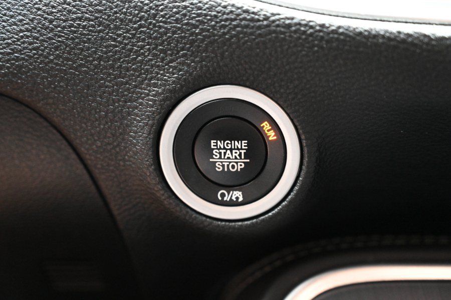 Used 2017 Dodge Challenger R/T Scat Pack RWD image 29