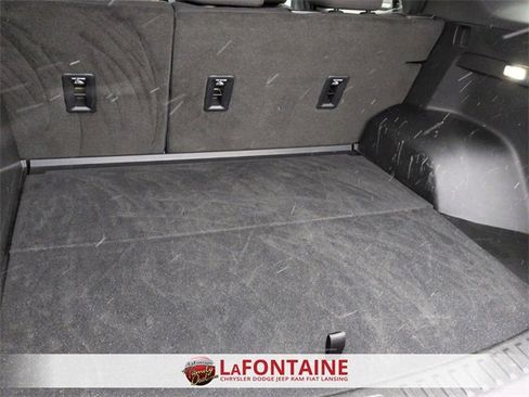 Used 2025 Chevrolet Equinox LT image 28