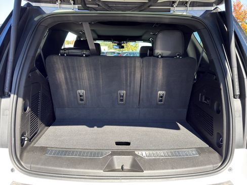 Used 2022 Chevrolet Tahoe RST w/ Luxury Package image 30