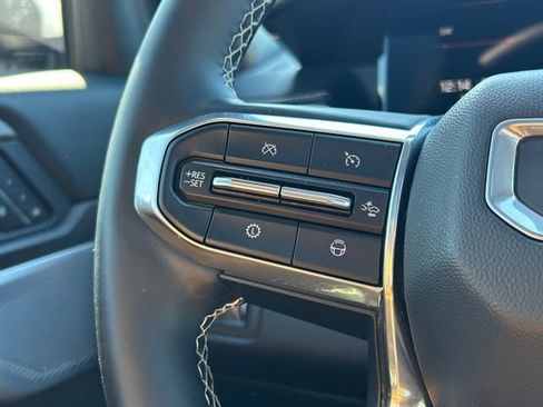 Used 2024 GMC Acadia Denali w/ Super Cruise Package image 42