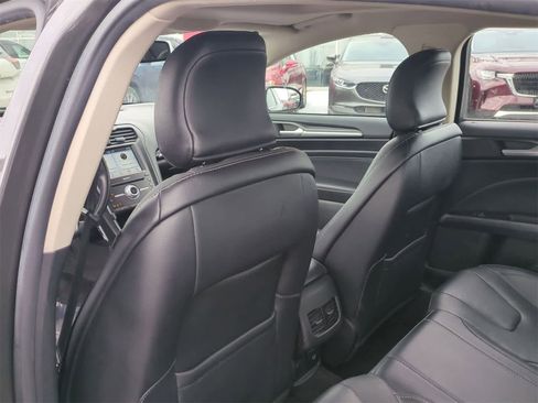 Used 2017 Ford Fusion Titanium image 17