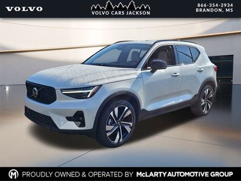 New 2026 Volvo XC40 B5 Ultra w/ Protection Package Premier AWD/4WD image 7