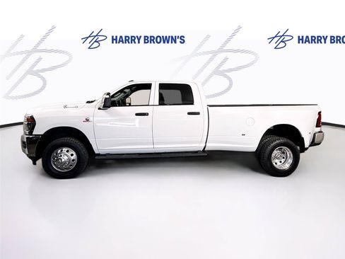 Used 2026 RAM 3500 Tradesman AWD/4WD image 26