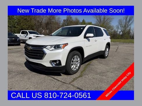 Certified 2021 Chevrolet Traverse LT w/ LPO, Floor Liner Package AWD/4WD image 1