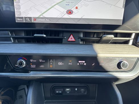 Used 2024 Kia Sportage X-Line w/ X-Line Premium Package image 18