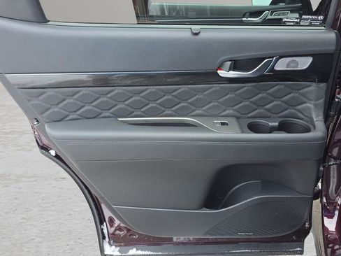 Used 2022 Hyundai Palisade Calligraphy image 13