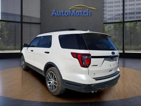 Used 2018 Ford Explorer Sport w/ Equipment Group 401A AWD/4WD image 7