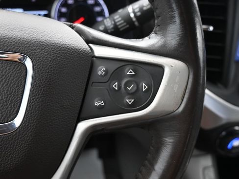 Used 2017 GMC Acadia SLT FWD image 35