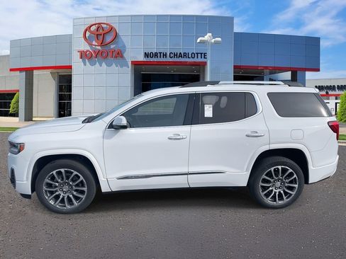Used 2021 GMC Acadia Denali image 7