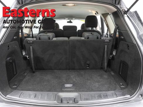 Used 2020 Nissan Pathfinder S AWD/4WD image 9