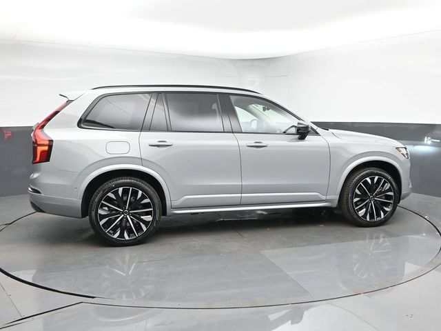 New 2026 Volvo XC90 T8 Ultra w/ Protection Package Premier AWD/4WD image 9