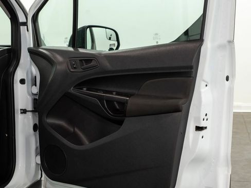 Used 2016 Ford Transit Connect XL image 13