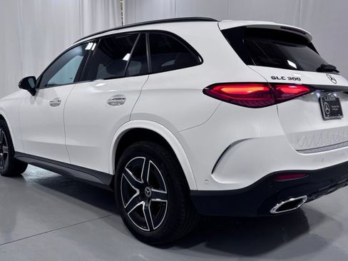 Used 2023 Mercedes-Benz GLC 300 4MATIC image 8