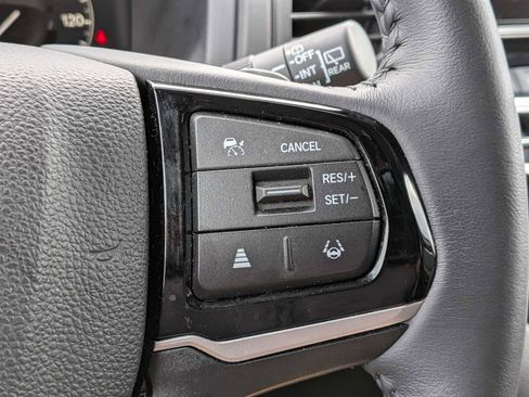 Used 2025 Honda Odyssey Touring image 23
