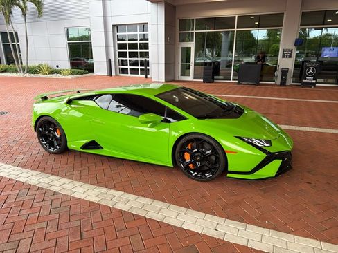 Used 2023 Lamborghini Huracan Tecnica RWD image 1