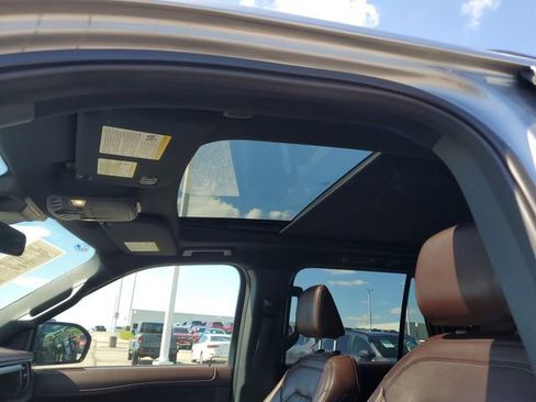 Used 2024 Ford Expedition Max Limited AWD/4WD image 25