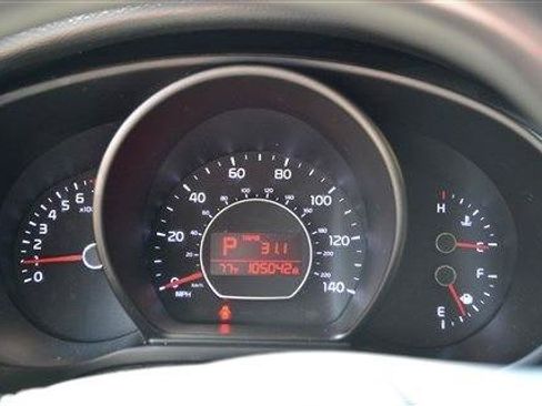 Used 2016 Kia Soul w/ Convenience Package FWD image 14