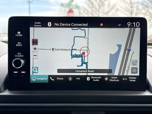 Used 2025 Honda Pilot Touring image 24