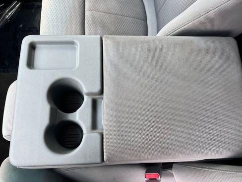 Used 2013 Ford F150 XLT AWD/4WD image 23