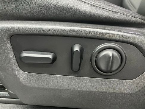 Used 2021 Chevrolet Silverado 2500 LTZ w/ LTZ Plus Package image 9