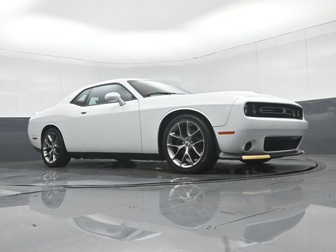 Used 2019 Dodge Challenger GT w/ Plus Package RWD image 45