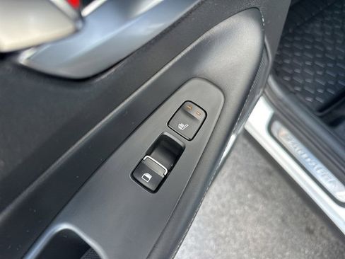 Used 2022 Hyundai Santa Fe Limited image 49