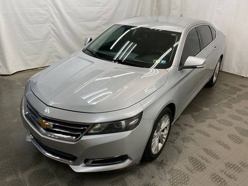 Used 2014 Chevrolet Impala LT w/ Convenience Package FWD image 5