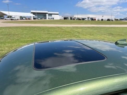 Used 2022 Dodge Charger SRT Hellcat w/ Harman/Kardon Audio Group RWD image 4