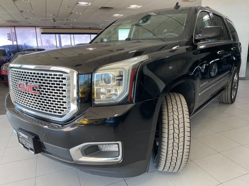 Used 2016 GMC Yukon Denali w/ Open Road Package image 3