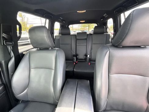 Used 2020 Lexus GX 460 Premium w/ Premium Package AWD/4WD image 35