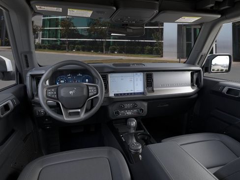 New 2026 Ford Bronco Outer Banks AWD/4WD image 9