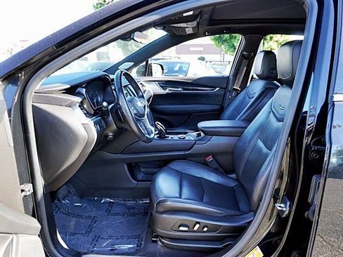 Used 2023 Cadillac XT5 Premium Luxury image 14